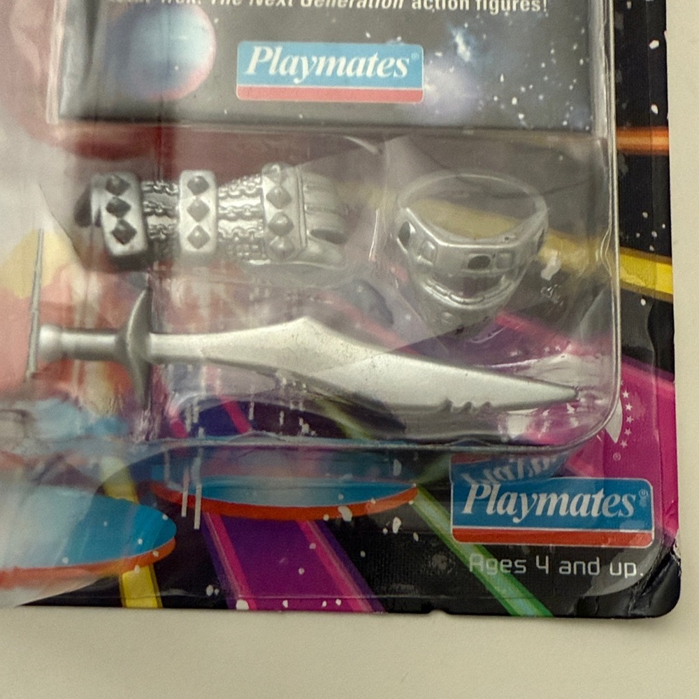 1993 Star Trek TNG K’ehleya (Klingon Ambassador) Action Figure by Playmates - Picture 7 of 13